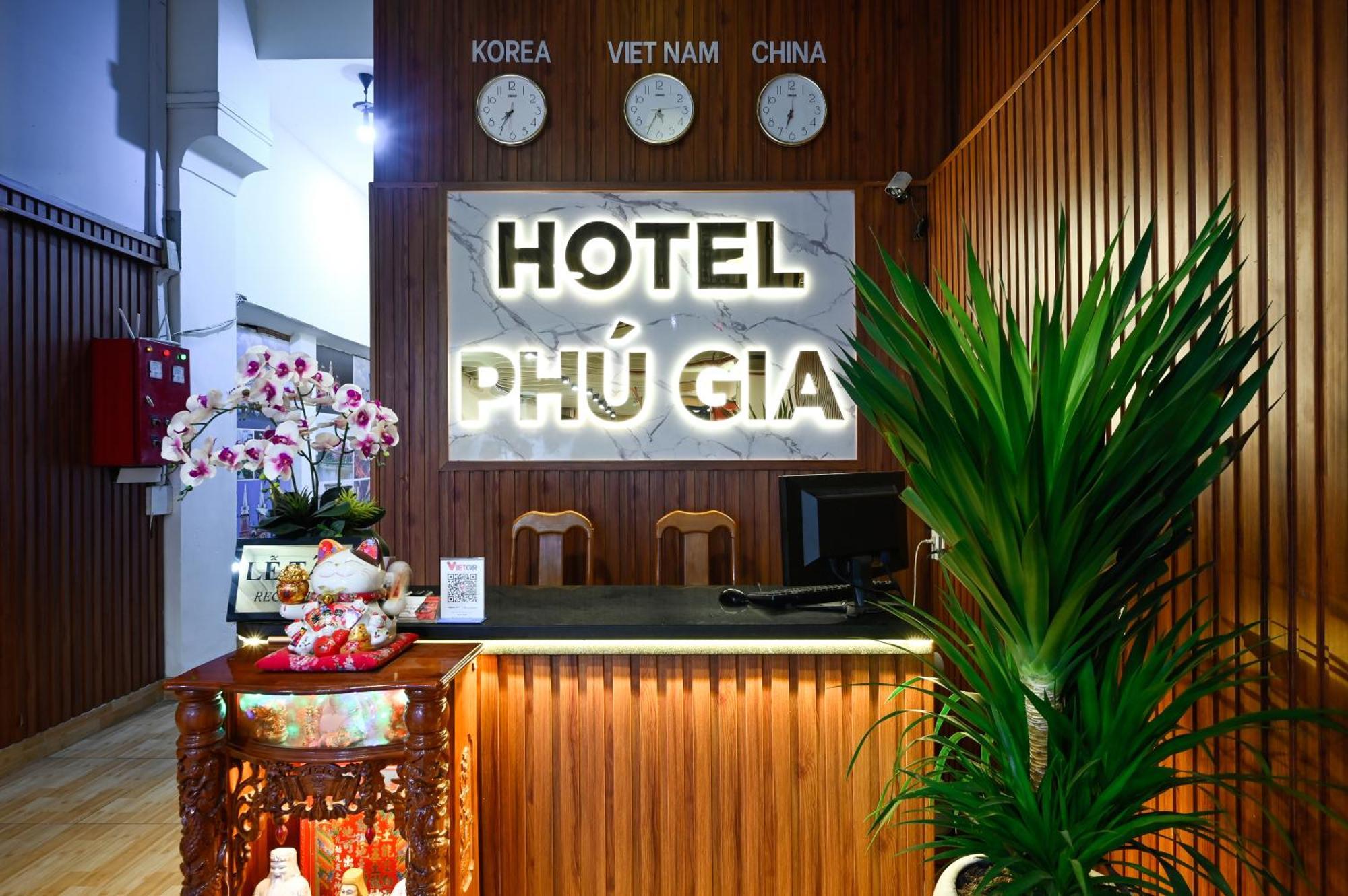 Phu Gia Hotel 193 Nguyen Thai Hoc Cidade de Ho Chi Minh Exterior foto